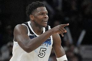 今天森林狼客场挑战步行者 爱德华兹可以出战比赛