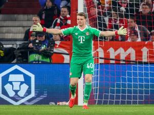 mk体育官网首页-大包大揽，乌尔比希有望本赛季同时夺得德甲+德乙冠军